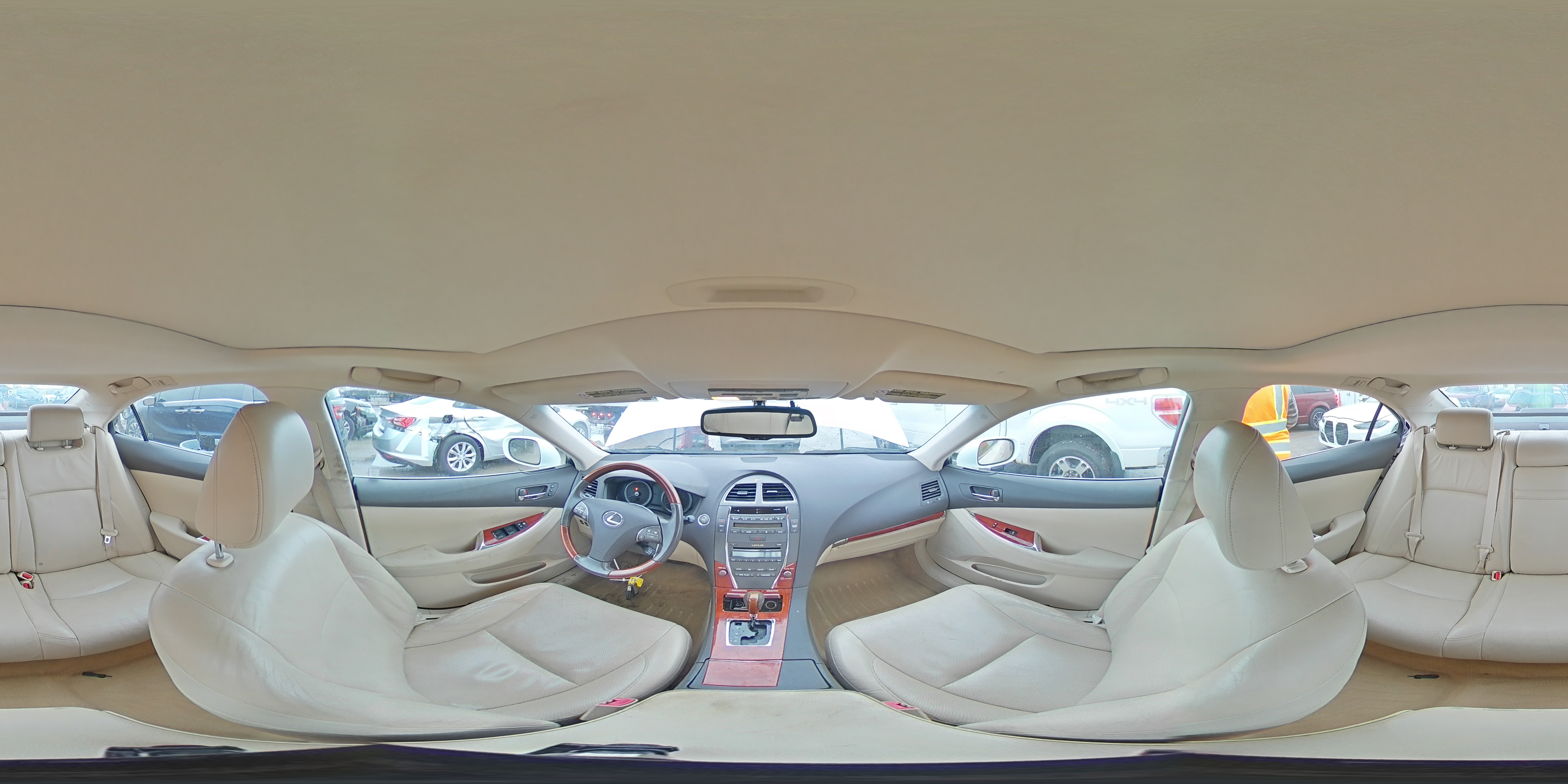 2012 Lexus ES - Image 14
