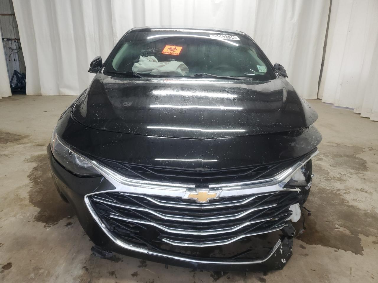 VIN 1G1ZC5ST1KF172579 2019 CHEVROLET MALIBU no.5