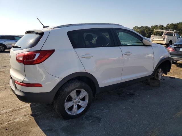  KIA SPORTAGE 2013 Белы