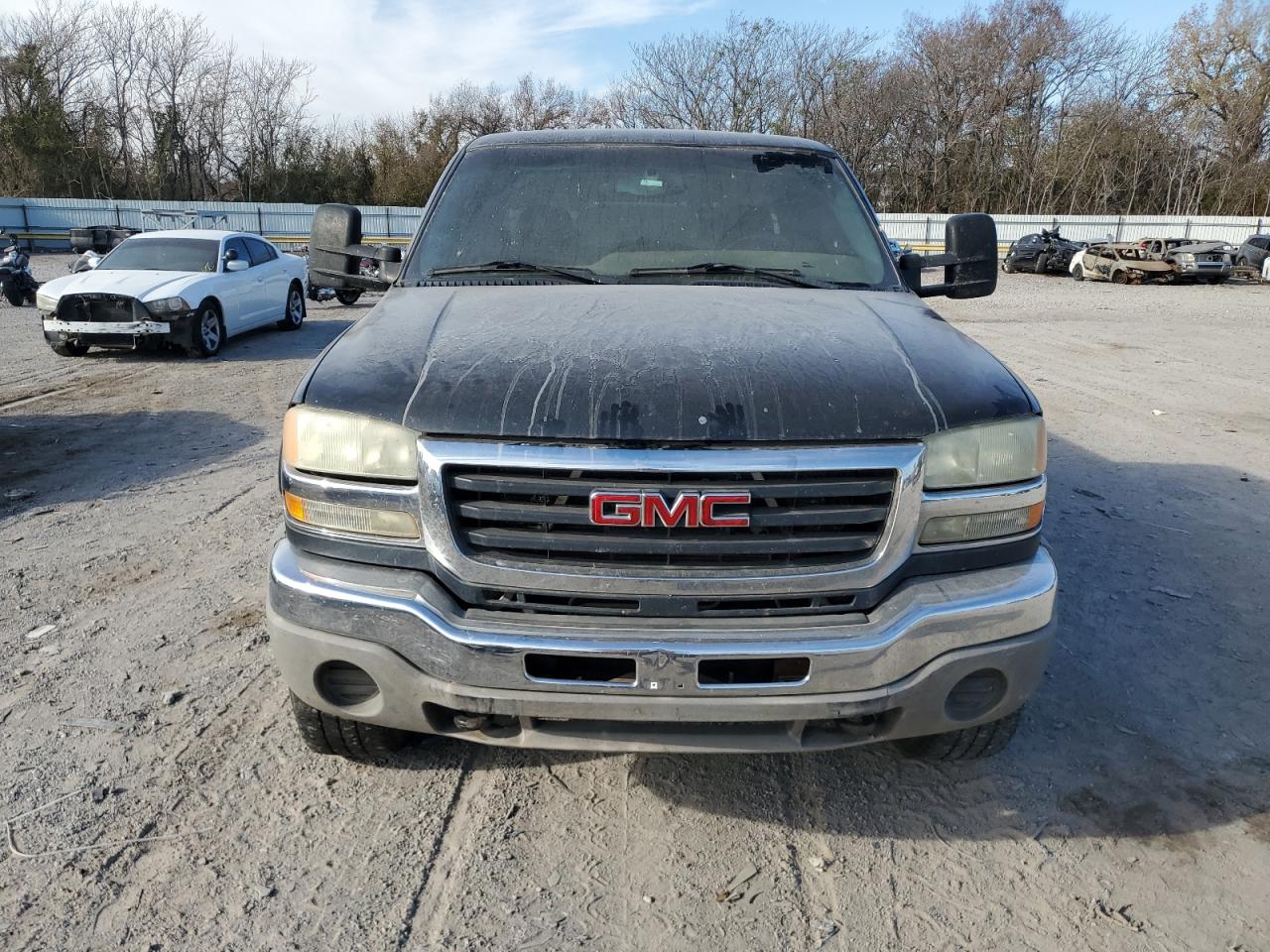 2003 GMC Sierra - Image 5