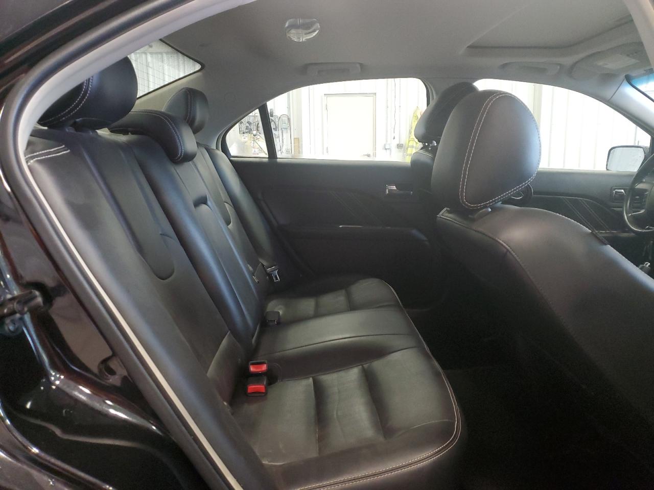 2012 Ford Fusion - Image 10