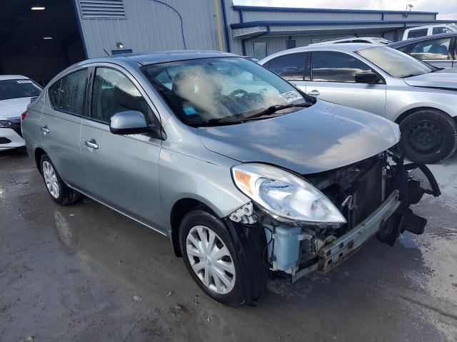  NISSAN VERSA 2013 Silver