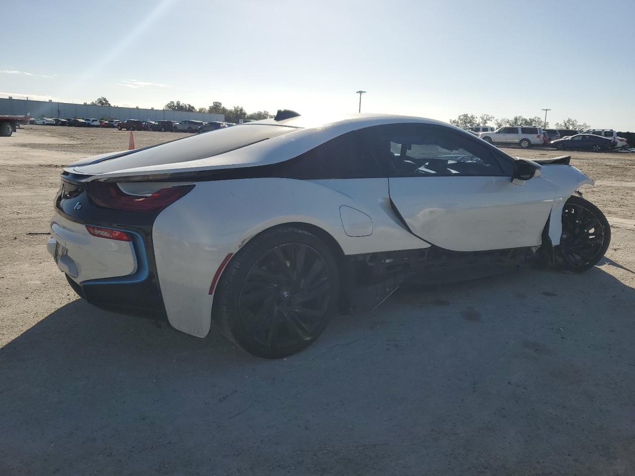 Фото: WBY2Z2C51GV675627