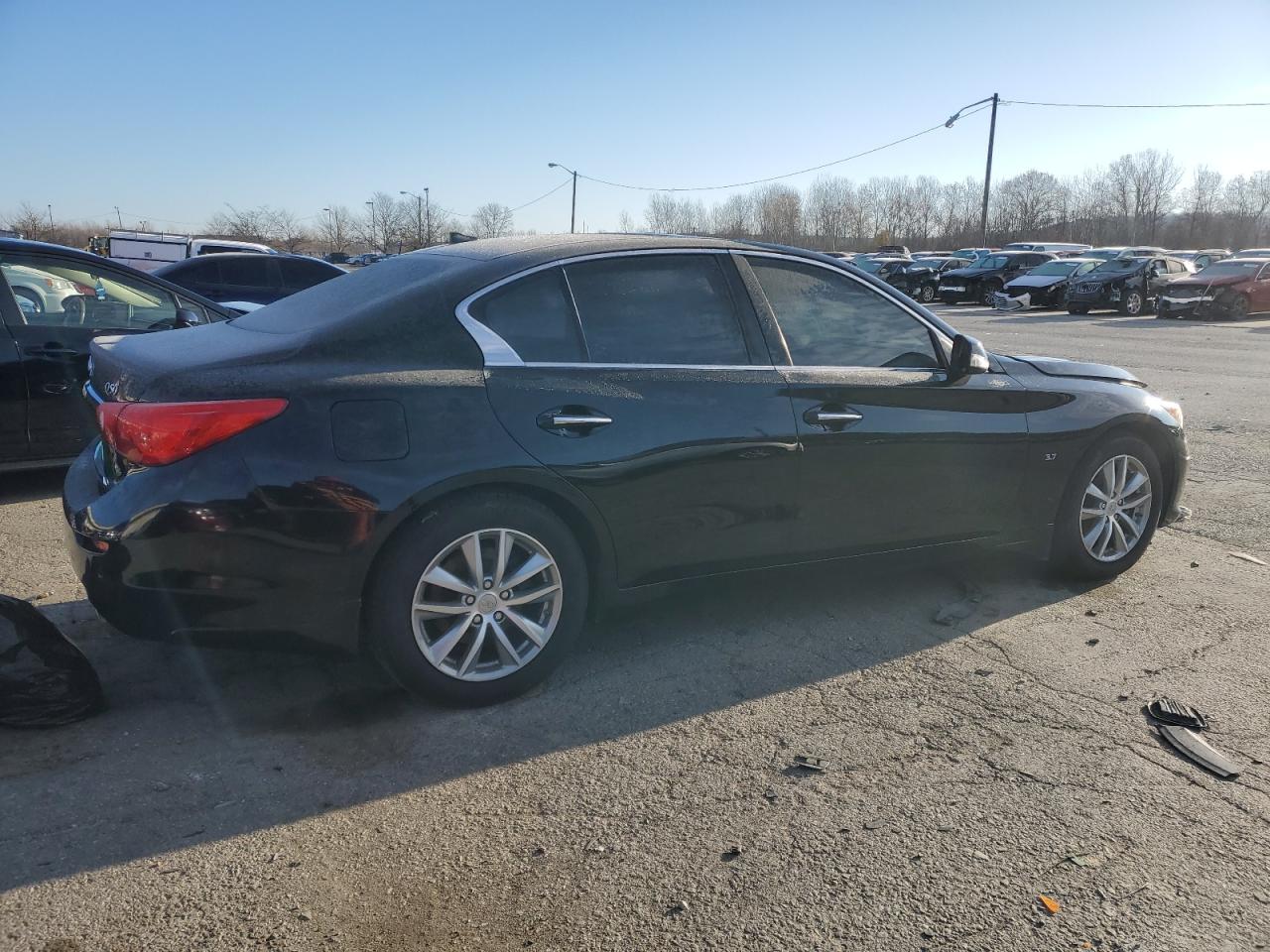 VIN JN1BV7AR5FM413942 2015 INFINITI Q50 no.3