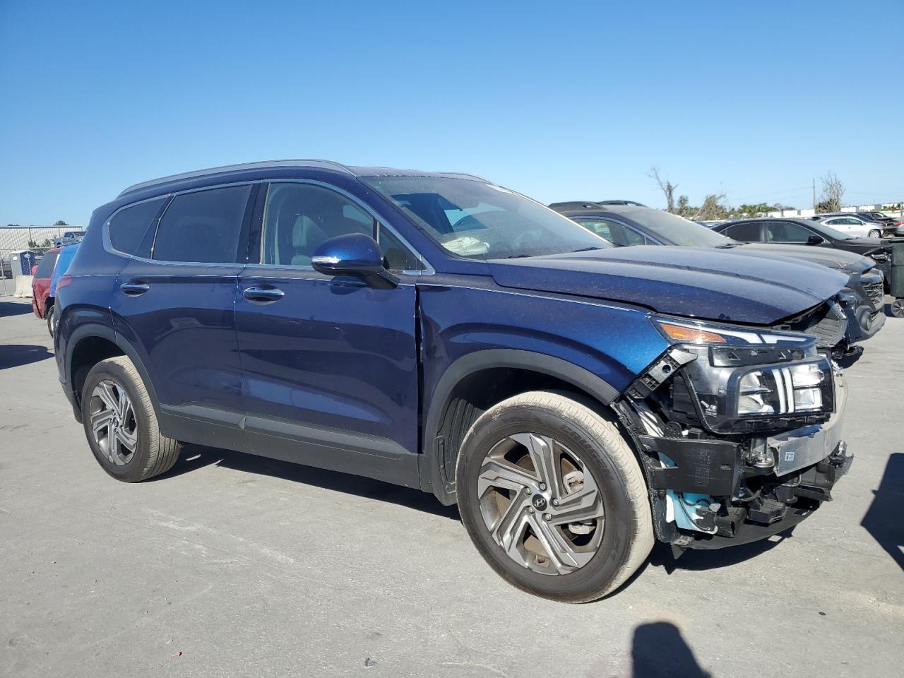 2023 Hyundai Santa Fe - Image 4