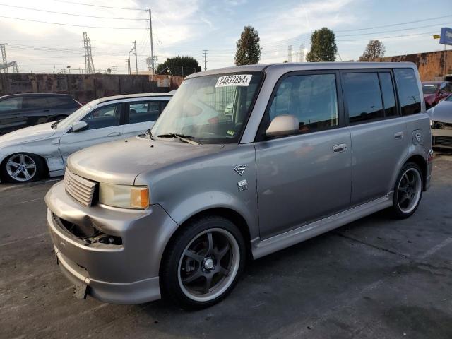 2004 Toyota Scion Xb