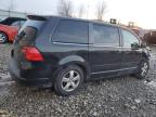 2010 Volkswagen Routan Se продається в Appleton, WI - Front End