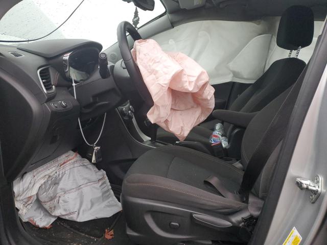  CHEVROLET TRAX 2018 Silver