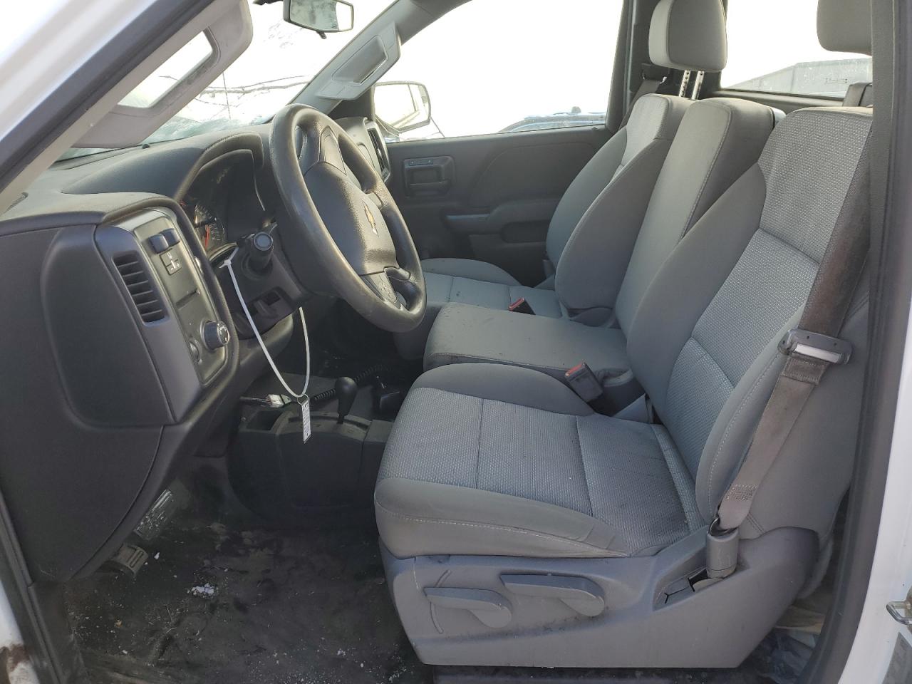 2016 Chevrolet Silverado - Image 10