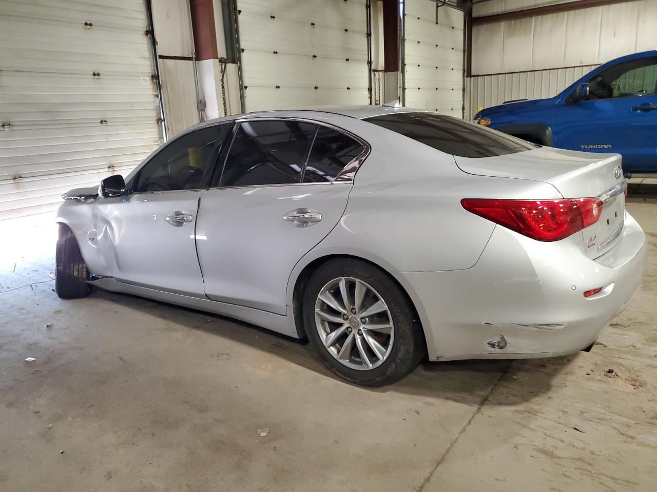 VIN JN1BV7AR1EM689484 2014 INFINITI Q50 no.2