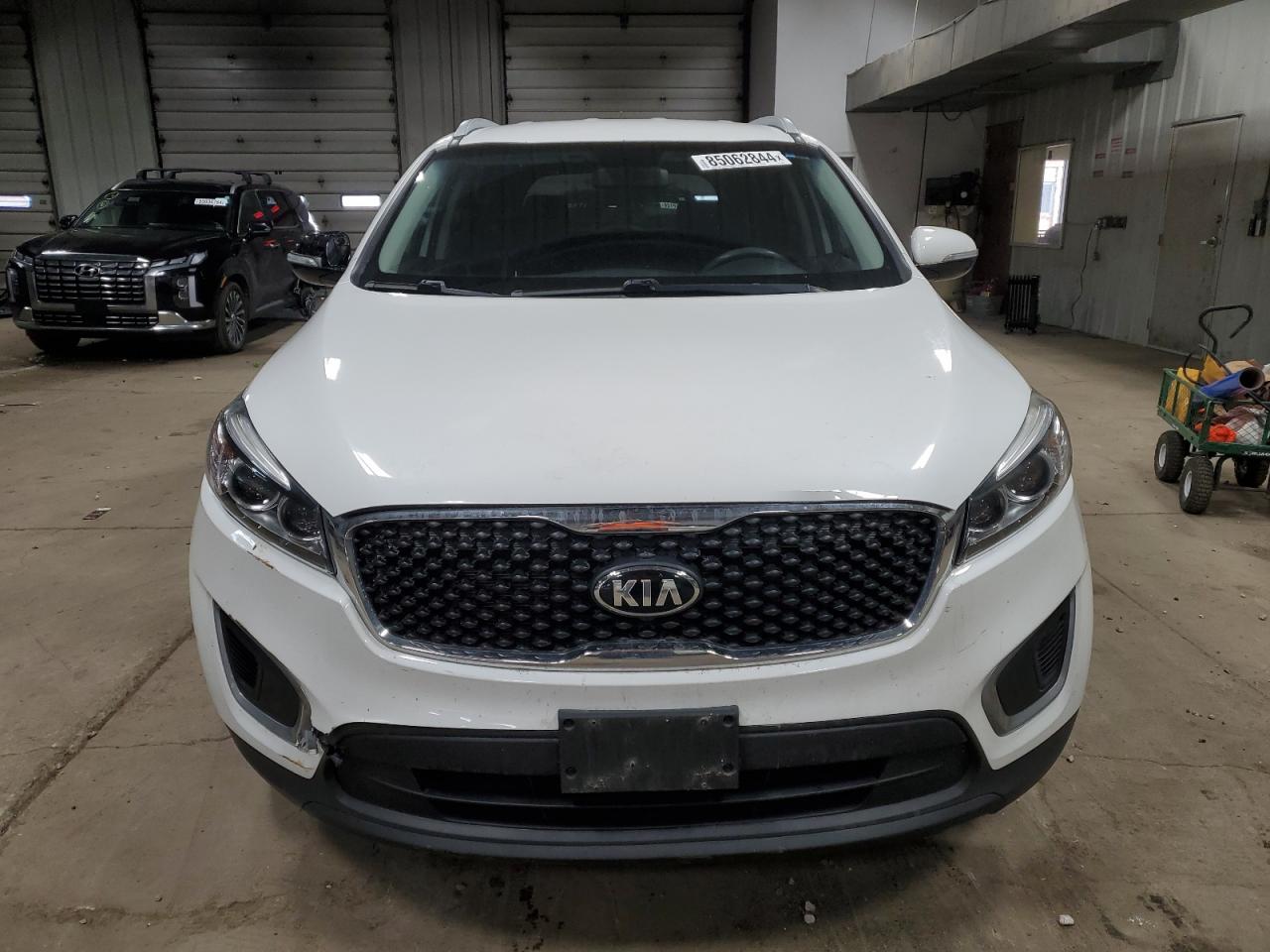 VIN 5XYPGDA37GG169575 2016 KIA SORENTO no.5