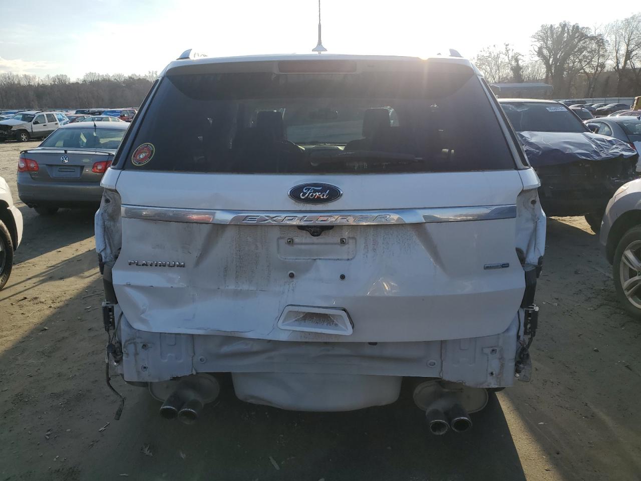 2018 Ford Explorer Platinum VIN: 1FM5K8HT7JGB28656 Lot: 84263534