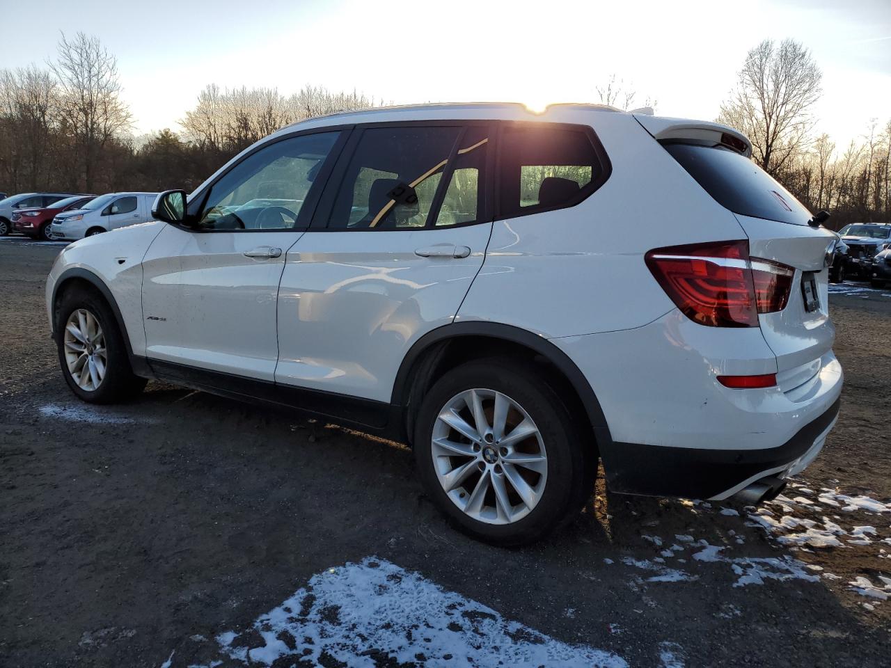 VIN 5UXWX9C30H0T16346 2017 BMW X3 no.2