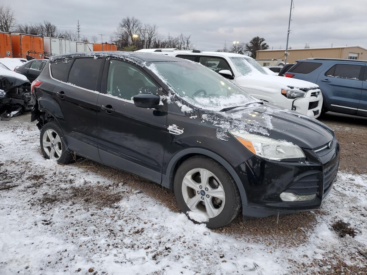 VIN 1FMCU0G71GUA27579 2016 FORD ESCAPE no.4