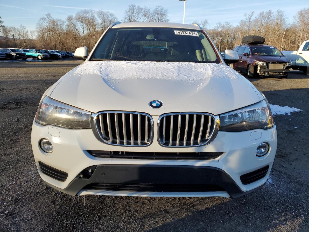 VIN 5UXWX9C30H0T16346 2017 BMW X3 no.5