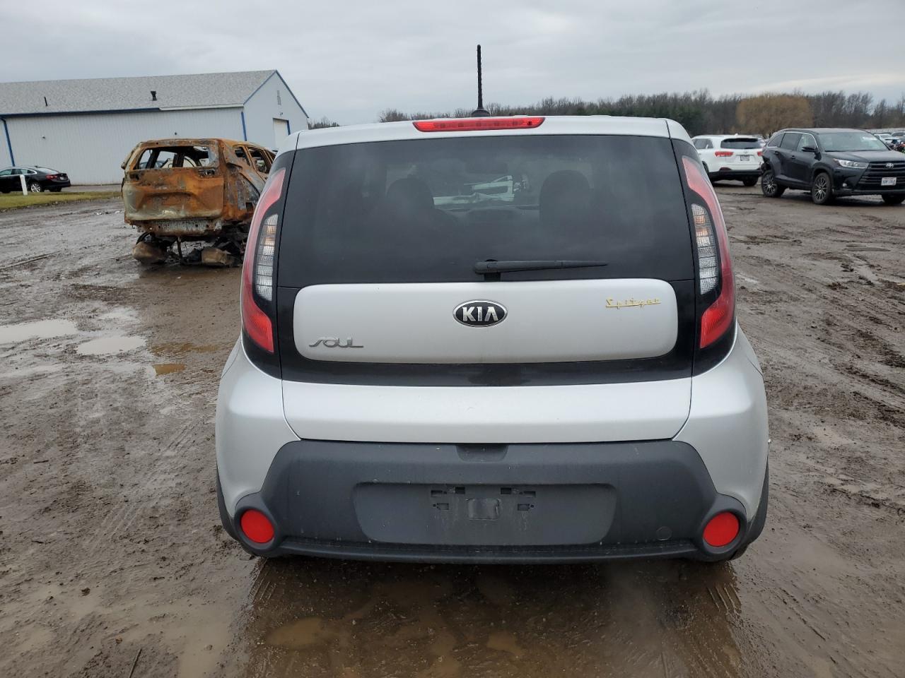 VIN KNDJN2A28G7844838 2016 KIA SOUL no.6