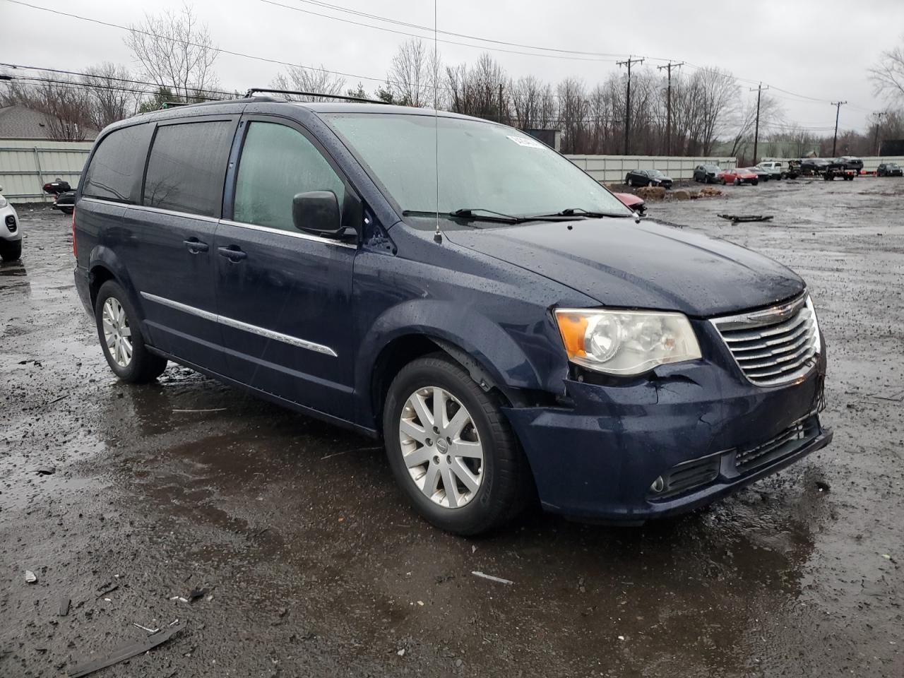 VIN 2C4RC1BG4DR565183 2013 CHRYSLER MINIVAN no.4