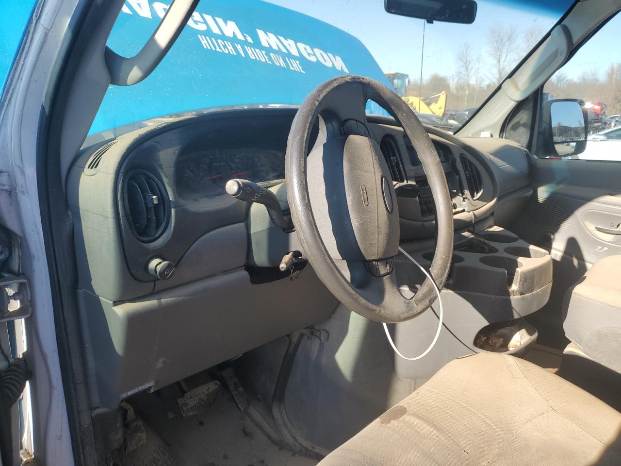 2006 Ford Econoline - Image 8