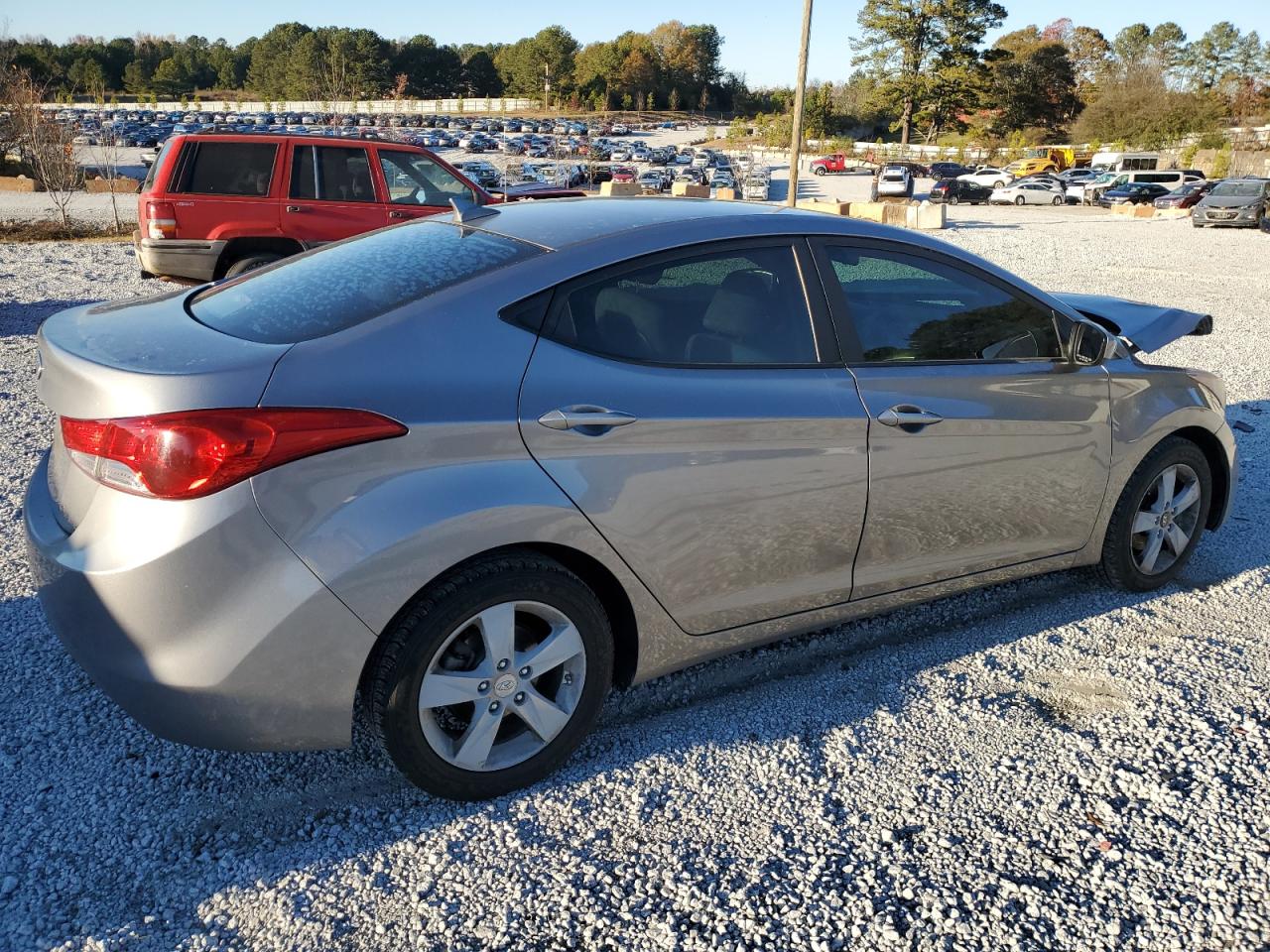 VIN KMHDH4AE5DU726586 2013 HYUNDAI ELANTRA no.3