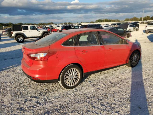 Sedans FORD FOCUS 2012 Red