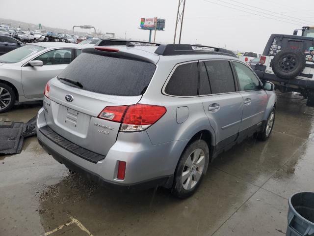  SUBARU OUTBACK 2012 Srebrny