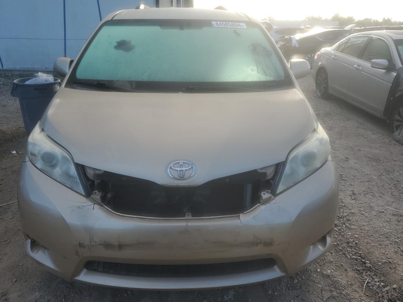 VIN 5TDKK3DCXES496910 2014 TOYOTA All Models no.5