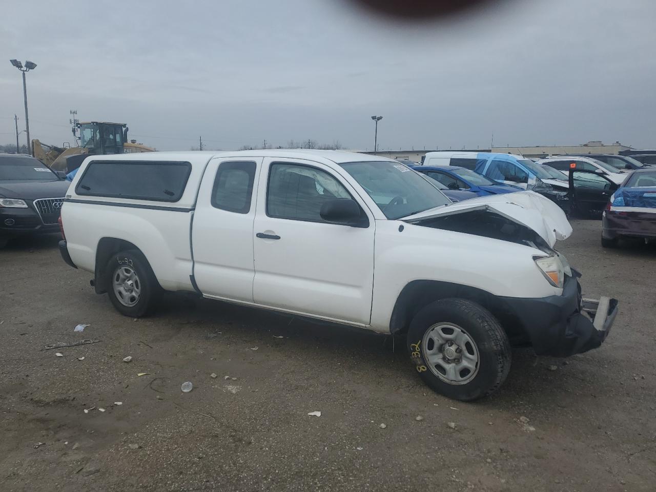 2015 Toyota Tacoma - Image 4