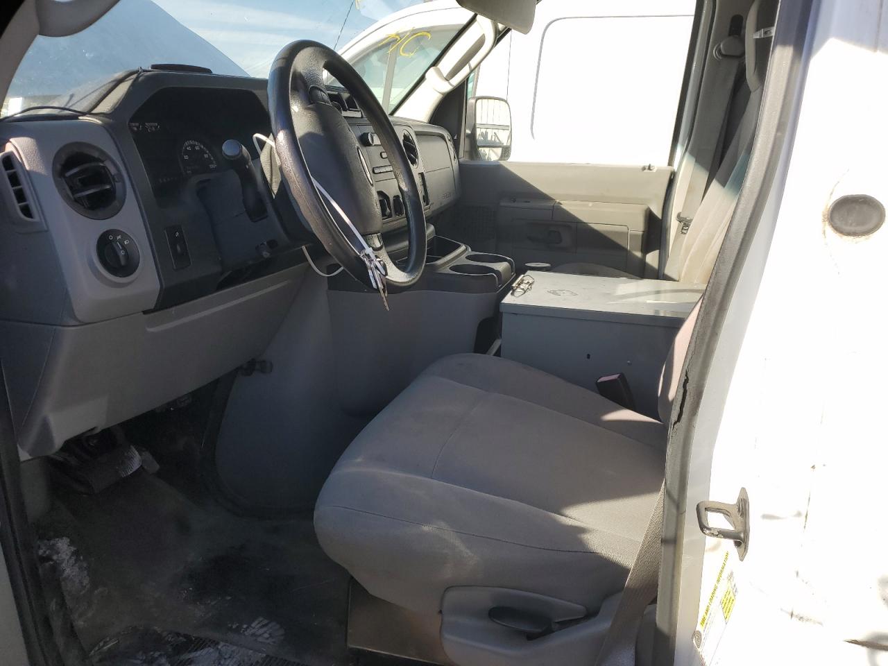 2013 Ford Econoline - Image 7