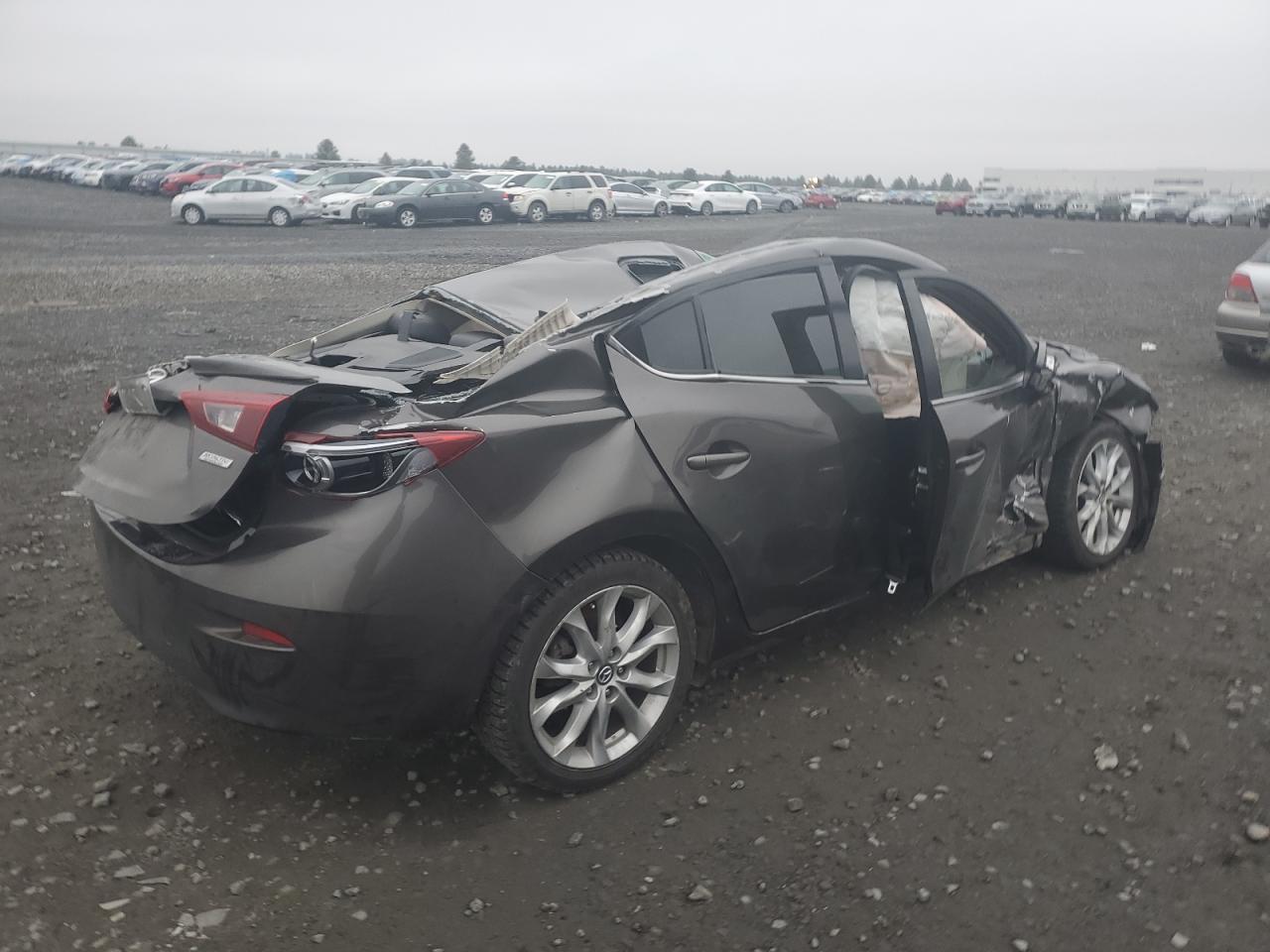 2014 Mazda 3 - Image 3