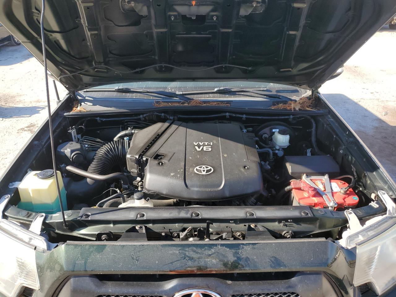2013 Toyota Tacoma - Image 11