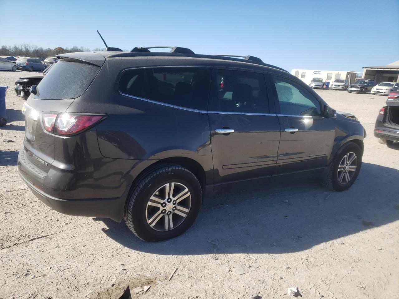 VIN 1GNKVHKD3GJ159793 2016 CHEVROLET TRAVERSE no.3