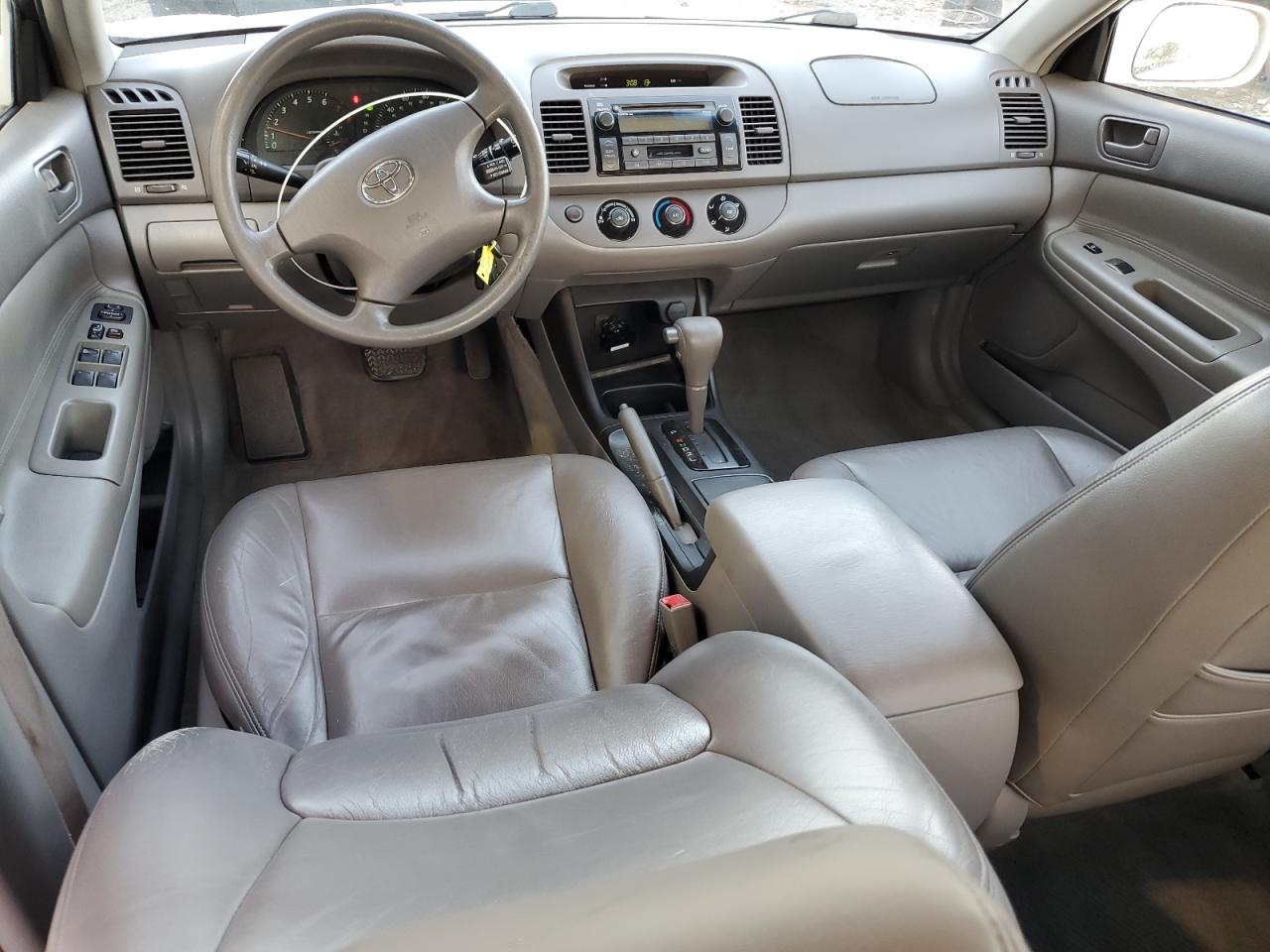 2002 Toyota Camry - Image 8