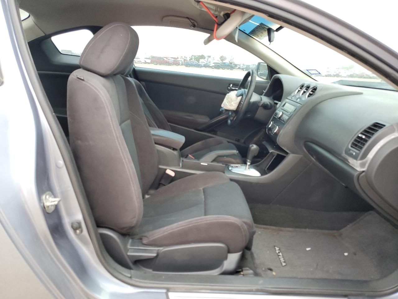 2011 Nissan Altima - Image 11