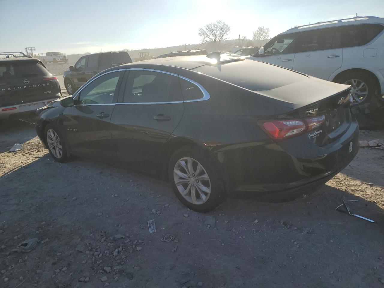 2019 Chevrolet Malibu - Image 2