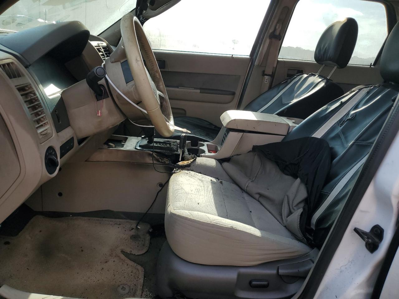 2011 Ford Escape - Image 7
