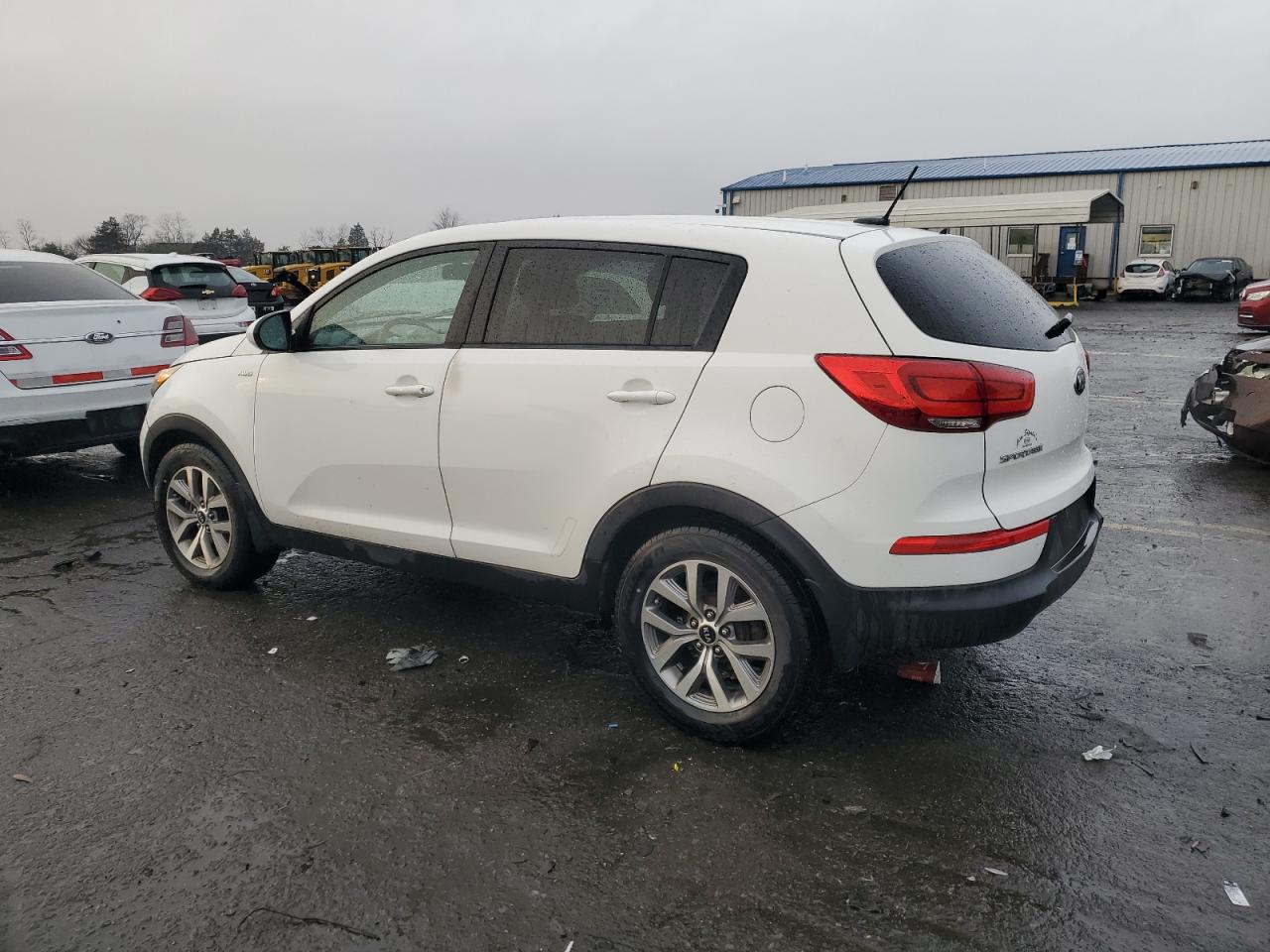 VIN KNDPBCAC0G7875888 2016 KIA SPORTAGE no.2