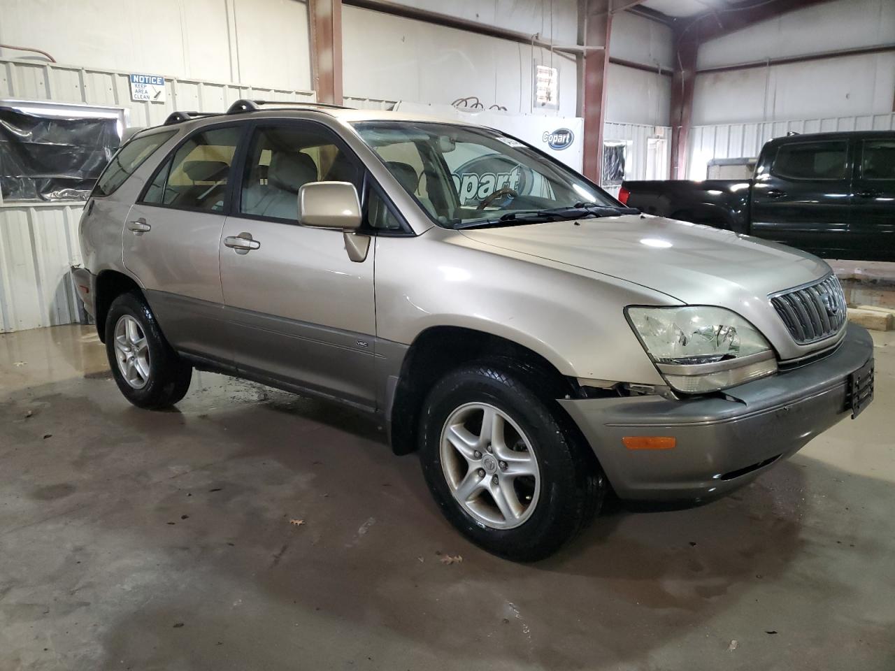2003 Lexus RX - Image 4