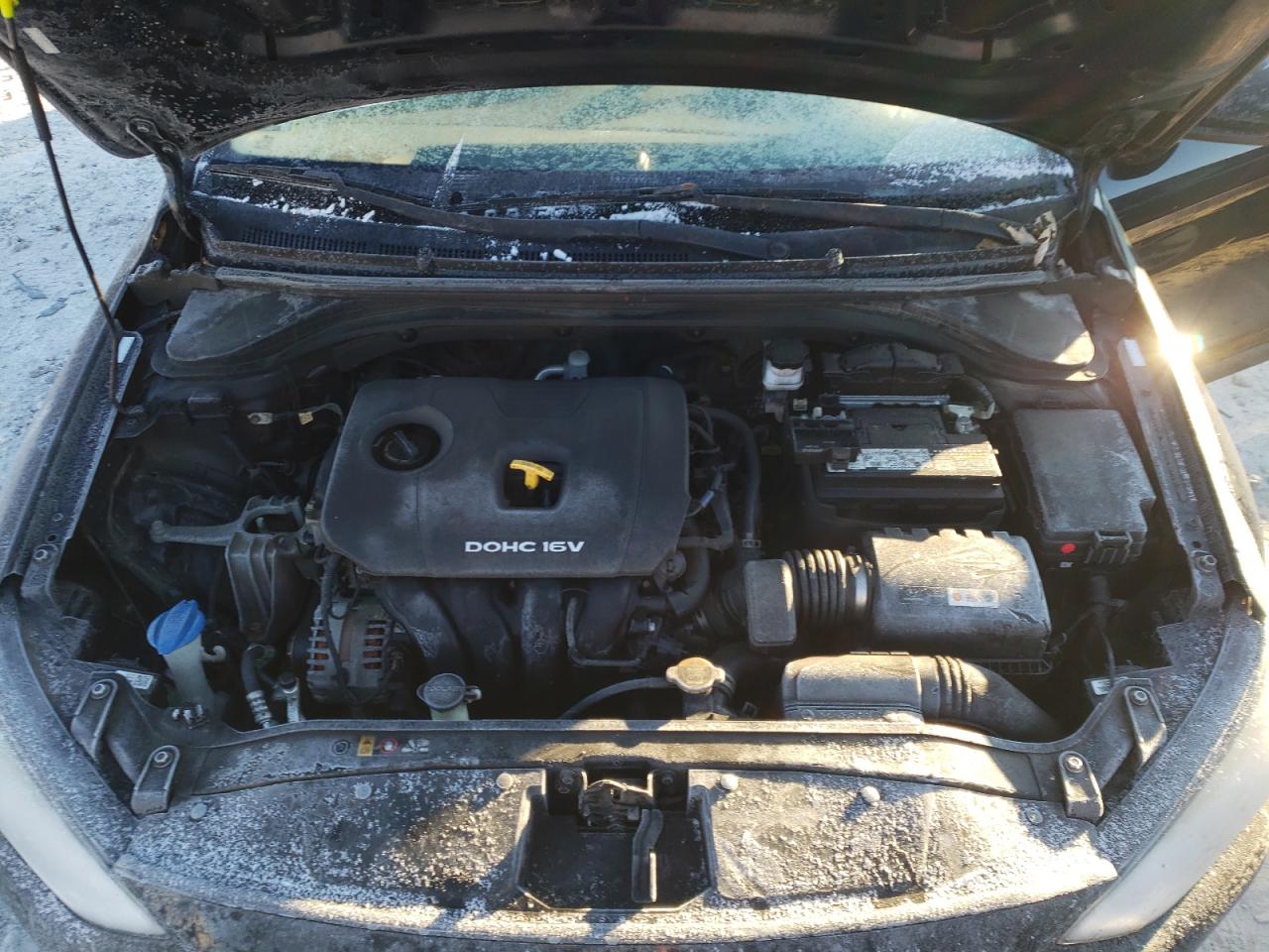 2018 Hyundai Elantra - Image 11