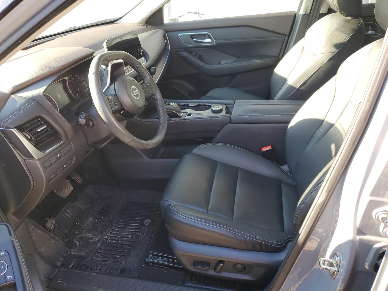 2021 Nissan Rogue - Image 7