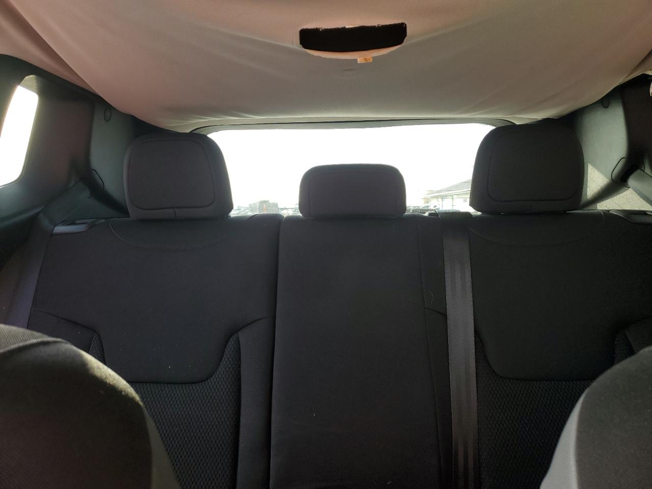 2018 Jeep Renegade - Image 10