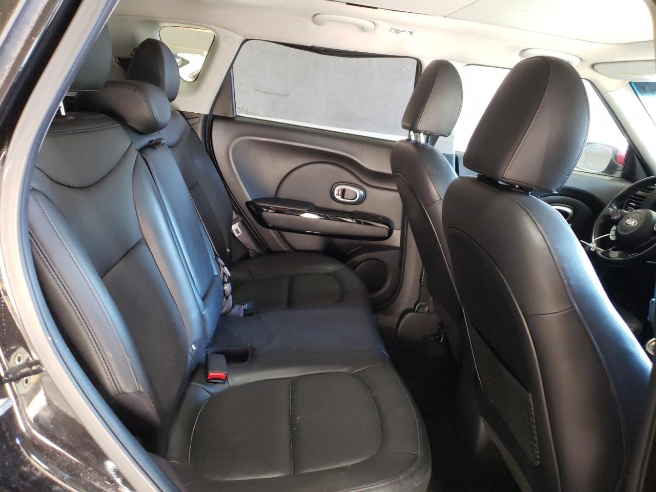 2016 Kia Soul - Image 11