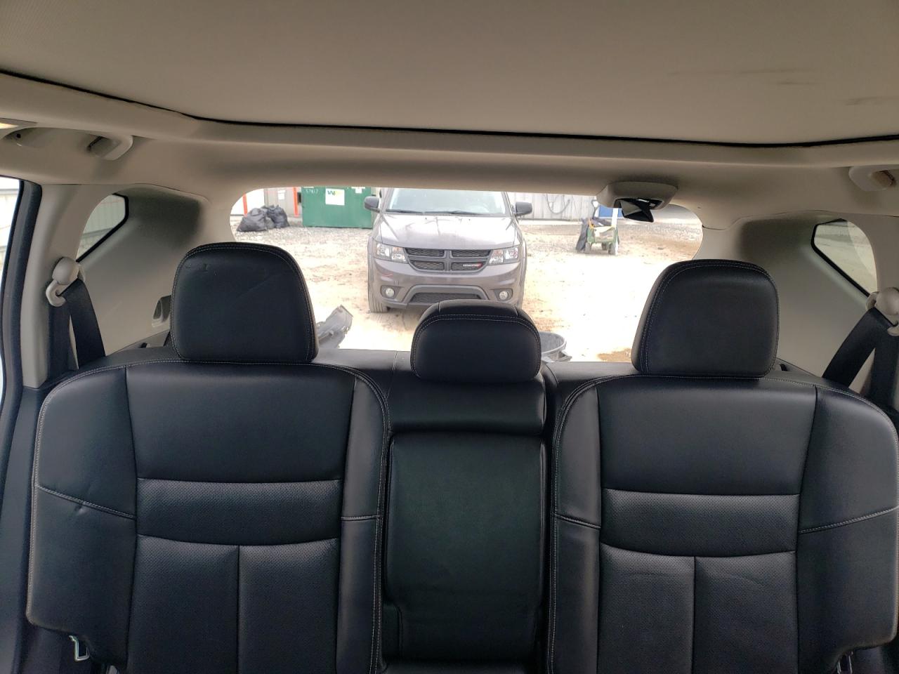 2017 Nissan Murano - Image 10
