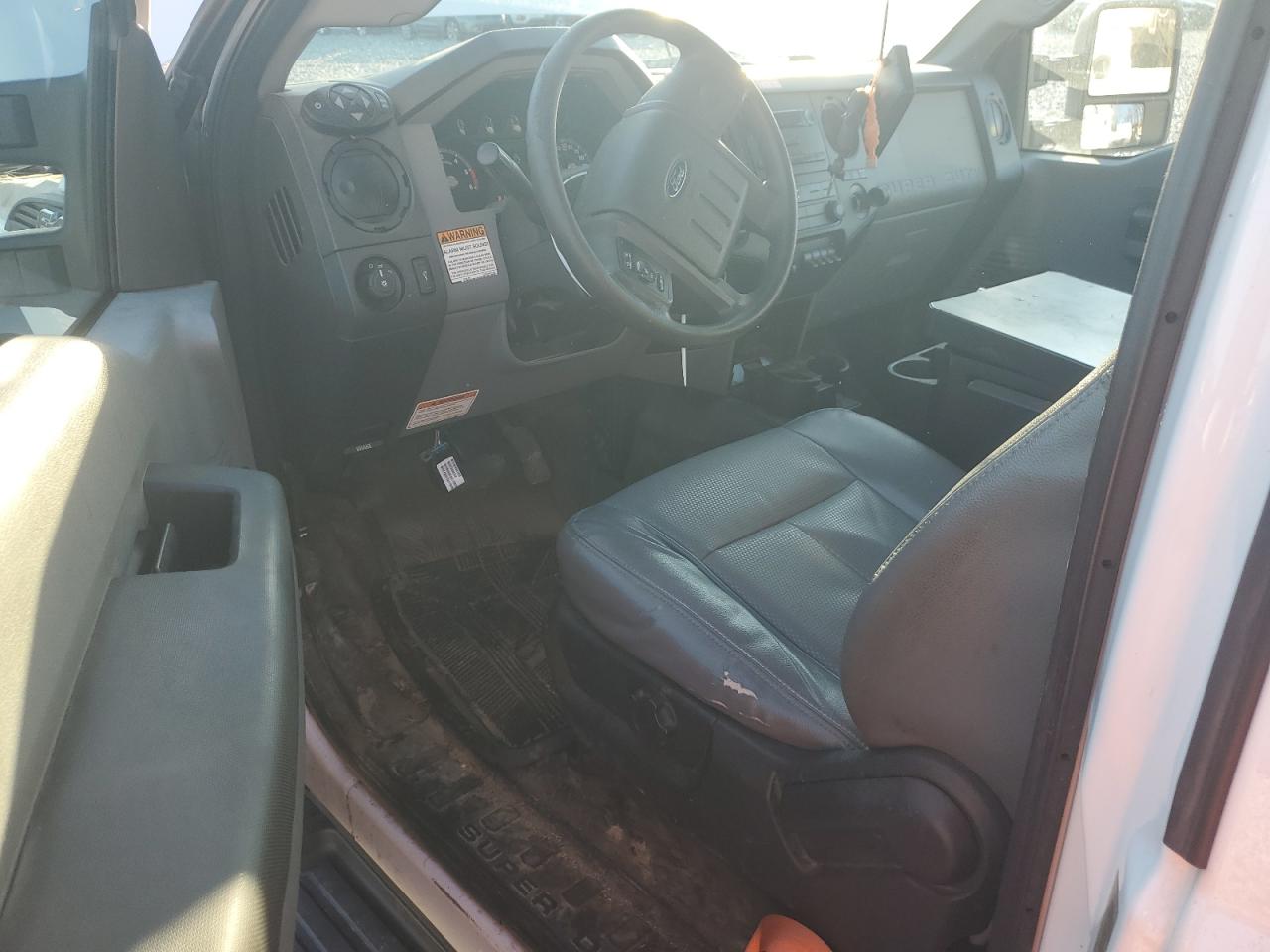 2015 Ford F450 Super Duty VIN: 1FDUF4GY1FEC92879 Lot: 85100924