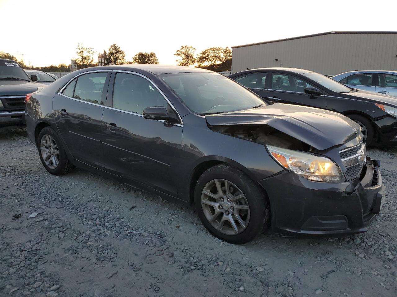 VIN 1G11C5SA6DF334897 2013 CHEVROLET MALIBU no.4