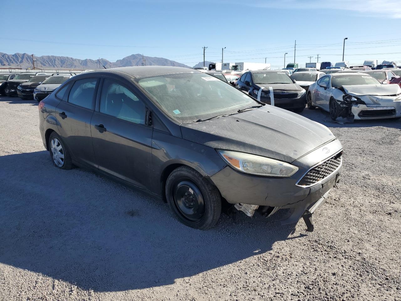 VIN 1FADP3E26GL207323 2016 FORD FOCUS no.4