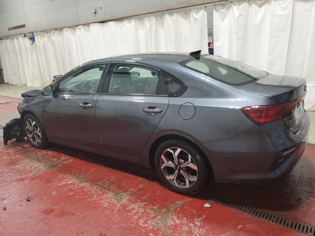 3KPF24AD5ME392077 2021 KIA FORTE - Image 2