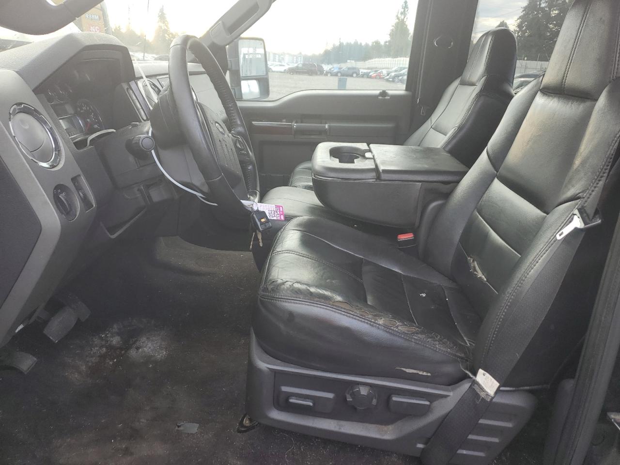 2009 Ford F350 - Image 7