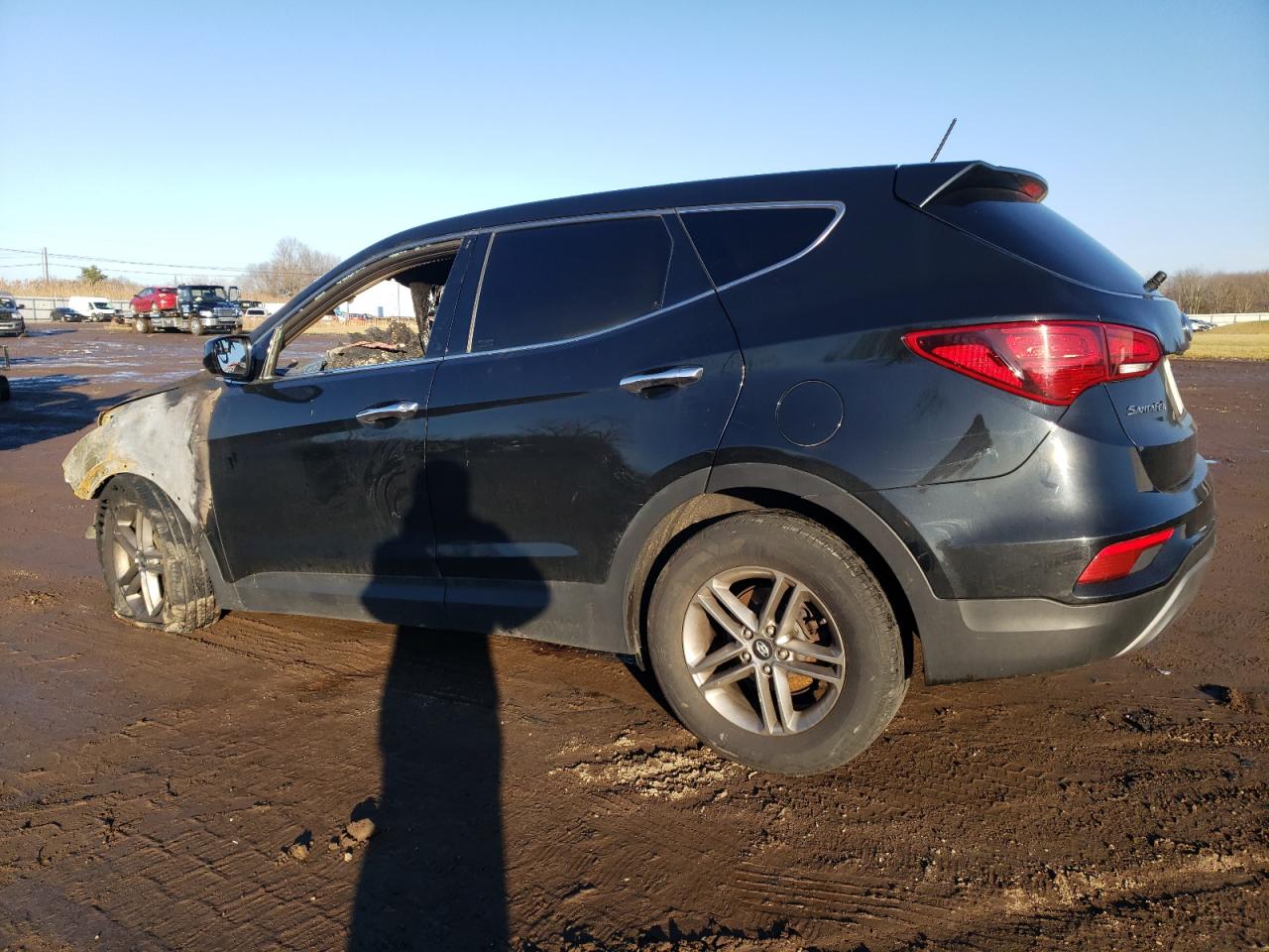 2018 Hyundai Santa Fe - Image 2