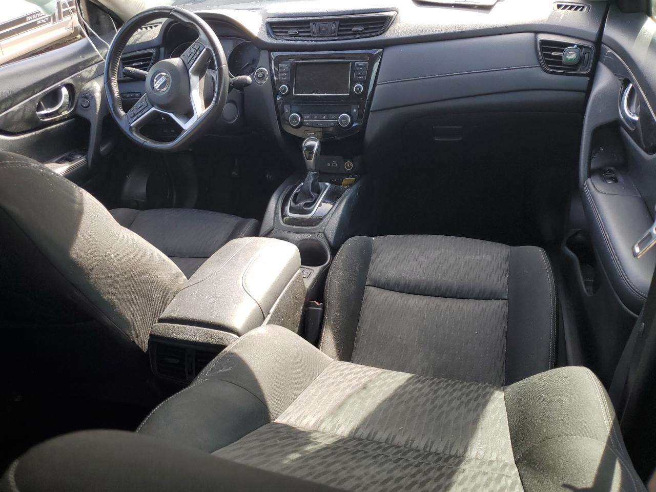 2018 Nissan Rogue - Image 8