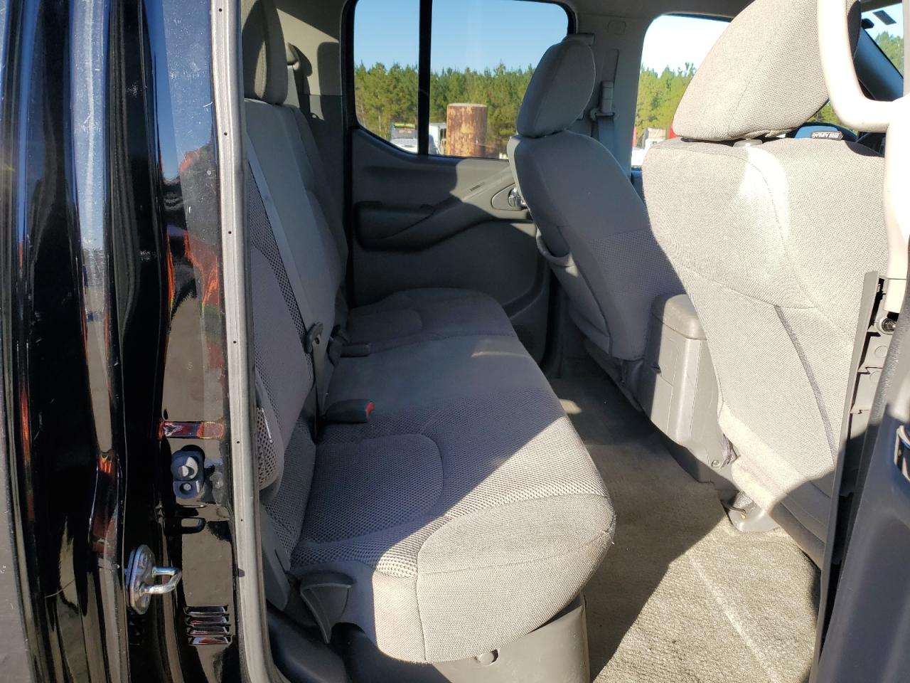 2018 Nissan Navara (Frontier) - Image 10